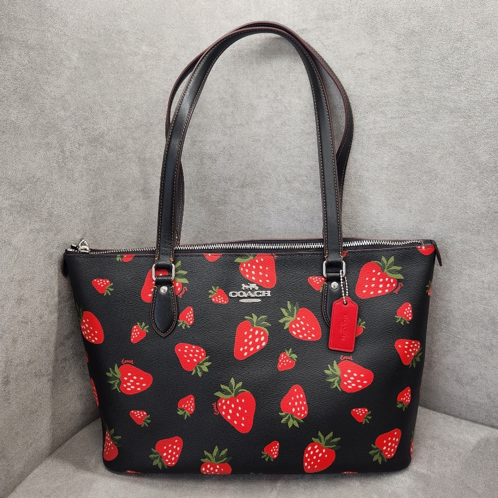 Coach Tote Bag Black Red Strawberry Print Gallery CH510 Kawaii Limited Edition